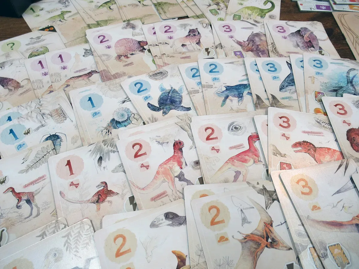 В последние несколько дней в топе hotness на BGG, помимо The Legacy Of Mars, уверенно з...
