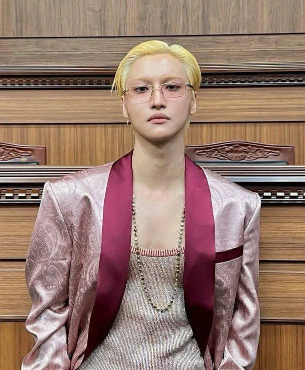 📮 #ILLIT

Сонхва из Ateez поставил лайк на видео где Юна приняла участие в челлендже ‘BAD’ группы!