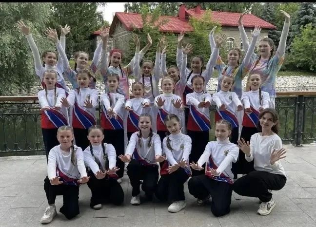 В День России и День города в саду имени С. Т. Аксакова состоялся большой праздничный концерт с учас