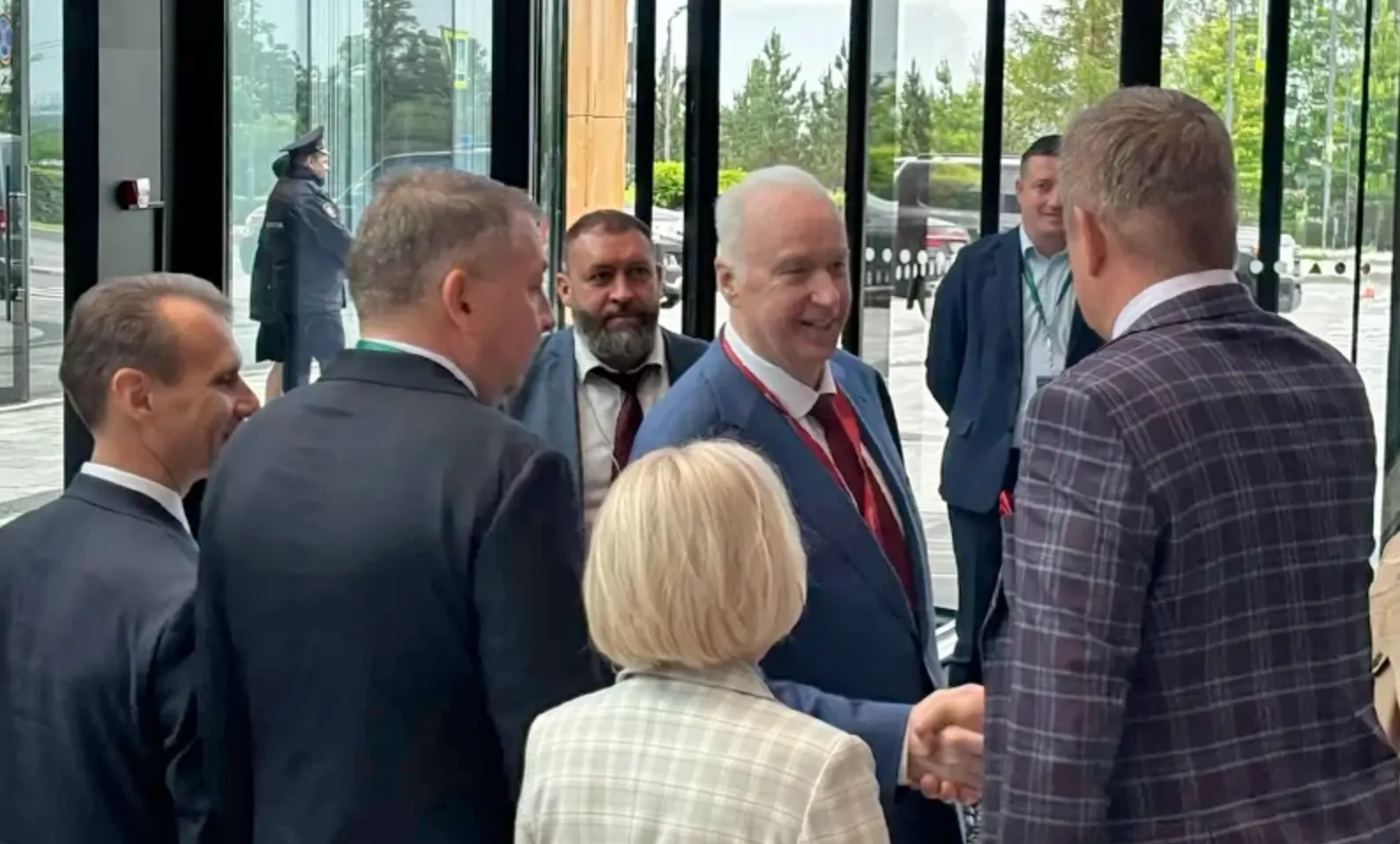 Председатель СК России А.И. Бастрыкин прибыл на площадку Международного молодежного юри...
