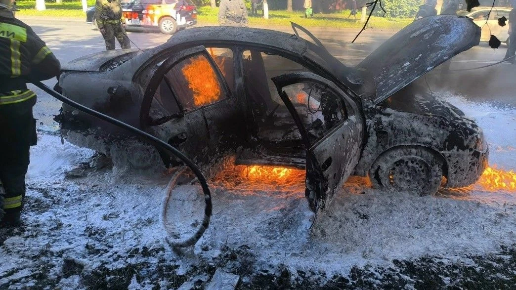 Во Владимире на улице Горького сгорел автомобиль.