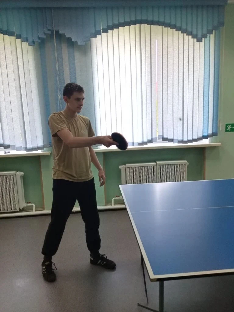 В Спортивном комплексе п.ст. Терентьевская состоялось первое занятие по настольному теннису!😇

В пр