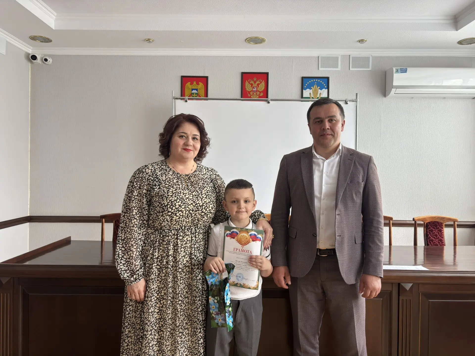 🎨 В Урванском районе прошёл конкурс рисунков «Картина памяти», посвящённый Дню памяти ...
