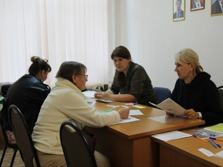 В Ульяновске жители пострадавших от БПЛА домов начали получать выплаты на первоочередны...