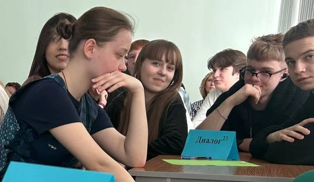 Турнир медиаторов ✅26 февраля команда «Диалог» в составе кадетов 10А и 10Б классов: Кефер Елизаветы,