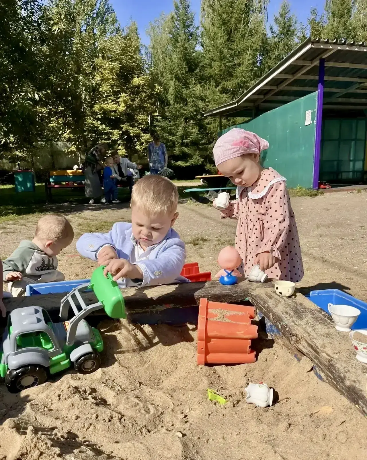 🌱 Первые дни в детском саду: полёт нормальный! 💙