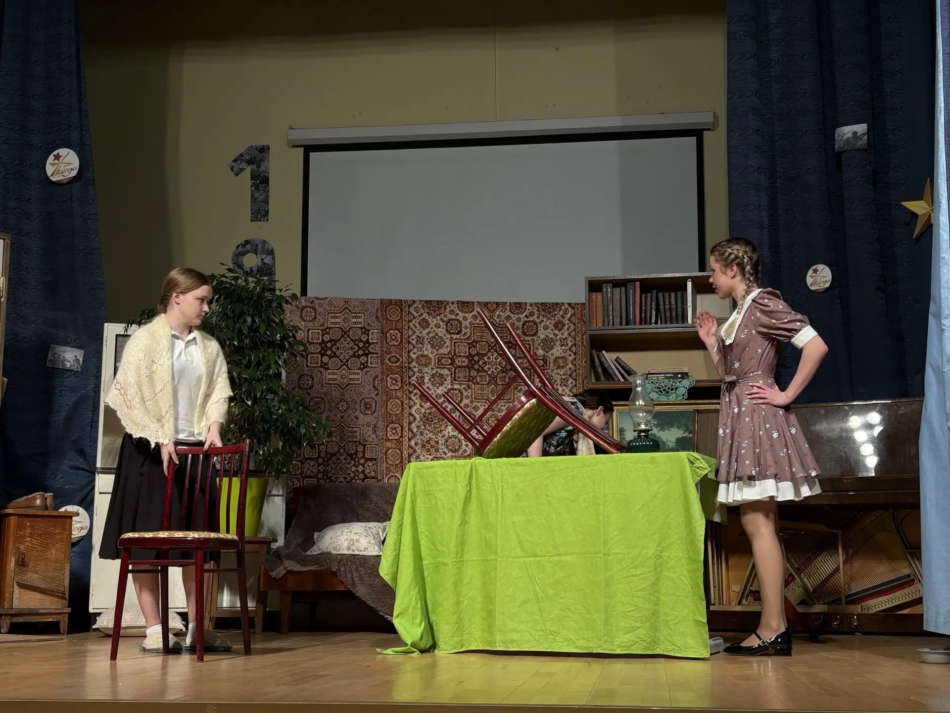 Сегодня у нашего школьного театра «Перспектива» – знаменательный день! 🎭  Состоялась долгожданная пр