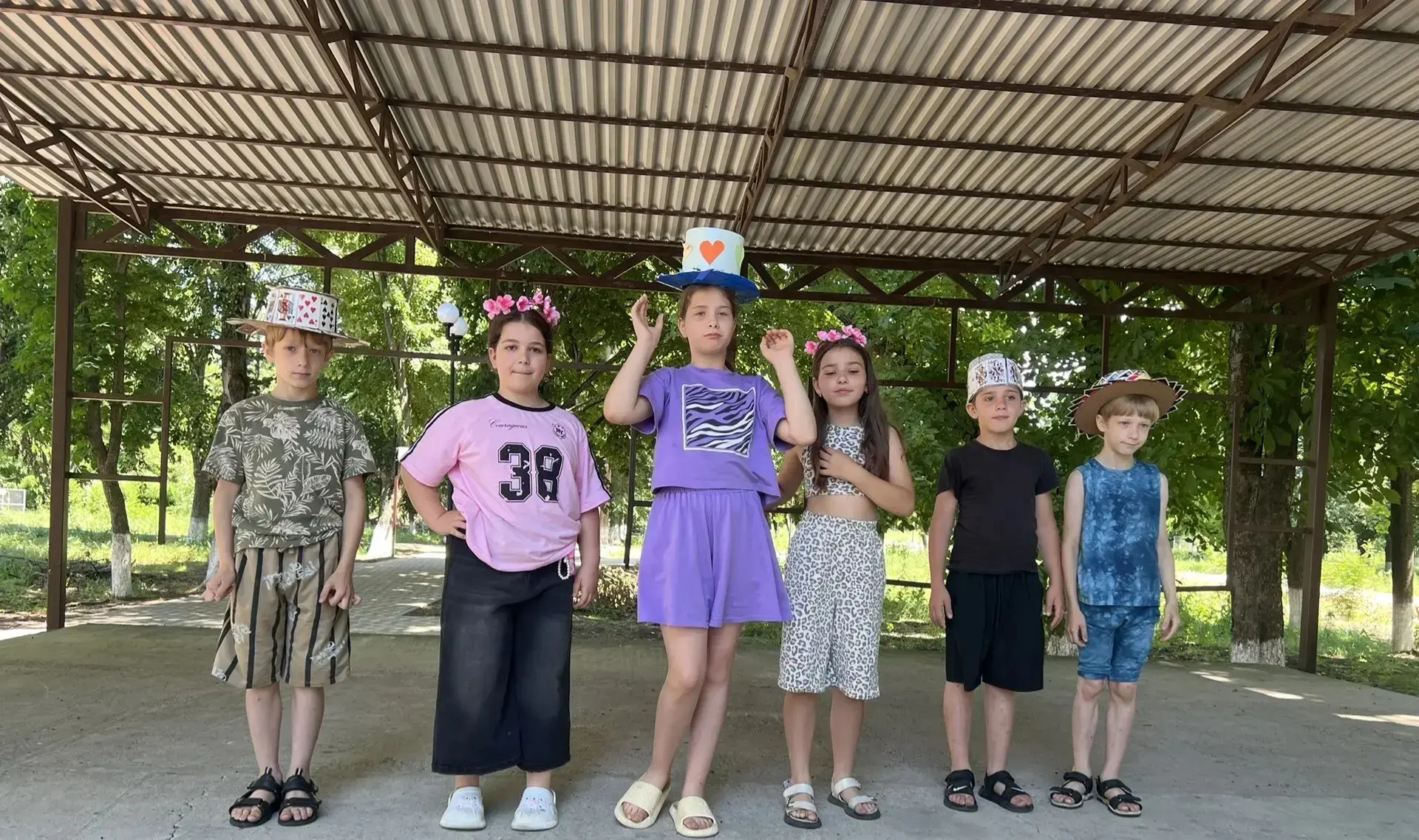 Волшебство, здоровье и безопасность: день в нашем лагере! 🎩☀️

Сегодня в нашем лагере прошел настоя