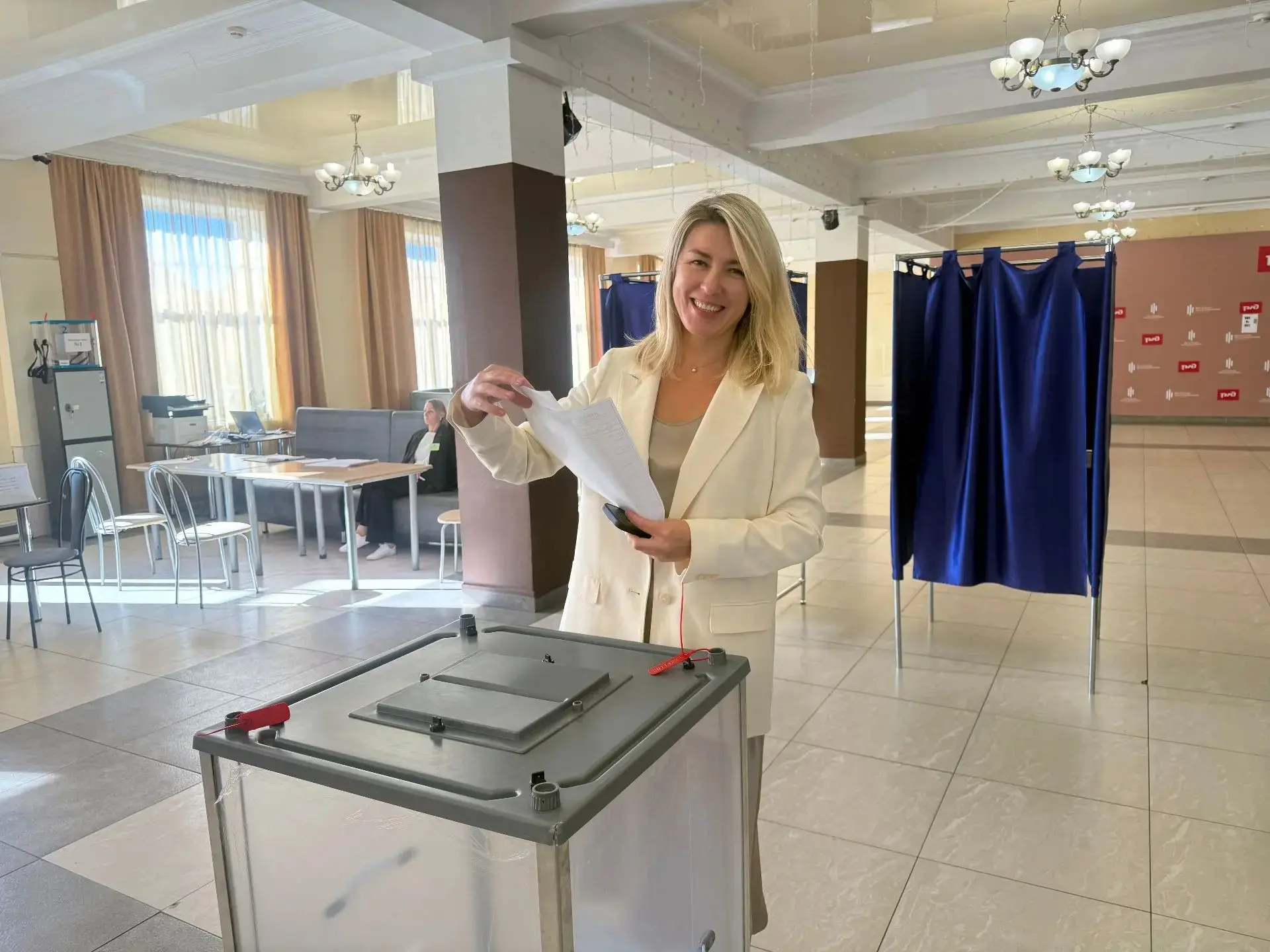 Проголосовала на выборах в Государственную Думу.