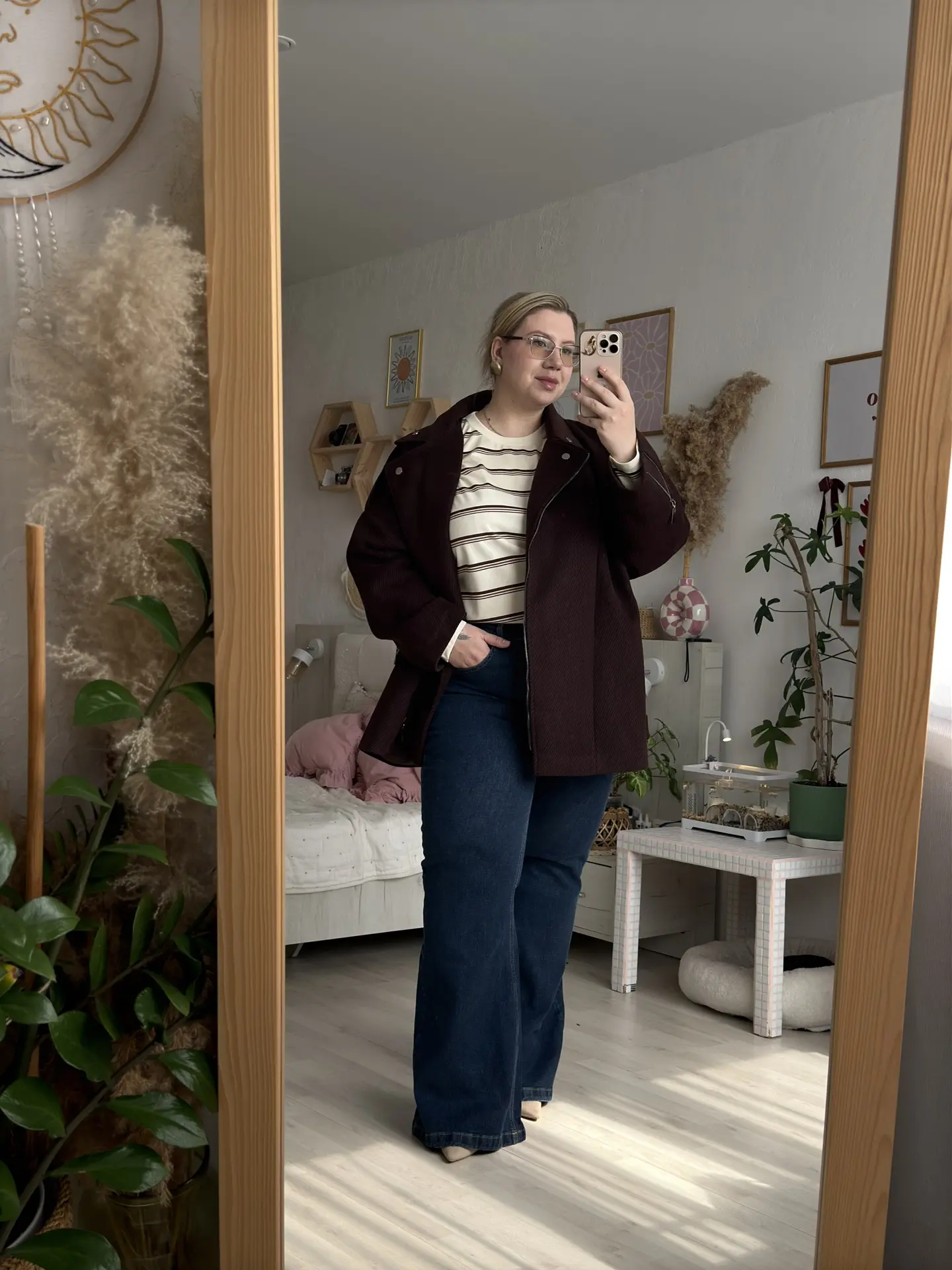 Сегодня окунаемся в жизнь тёти у которой все потихоньку 😁🤌