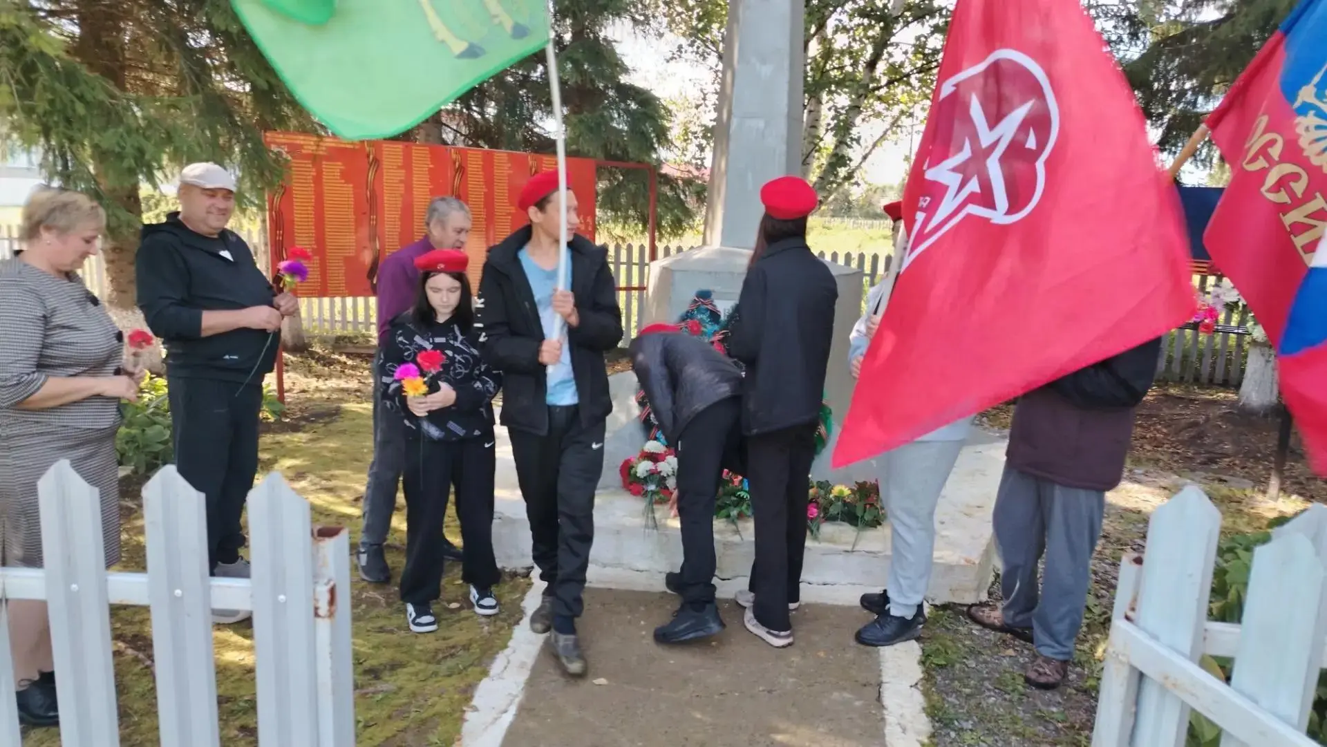 3 сентября в  МБОУ Большереченской СОШ, специалисты Большереченского СДК, совместно с п...