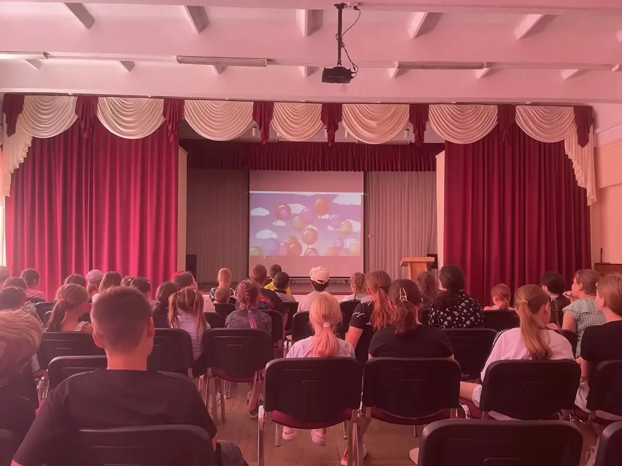 В рамках недели Всероссийской правовой помощи детям, в лагере дневного пребывания ‘’ Лу...