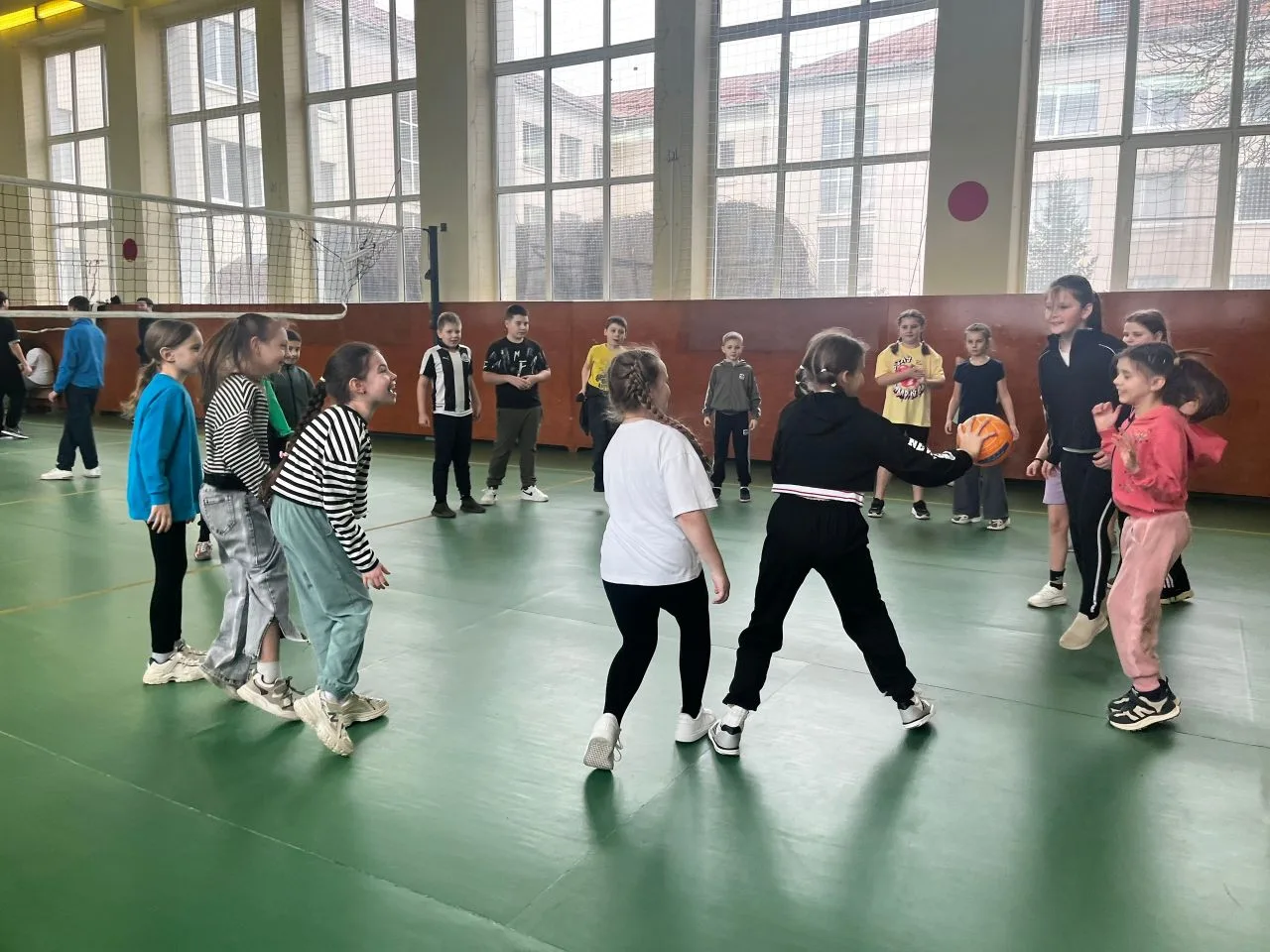 🌟Наши перемены превратились в настоящие праздники дружбы и единства!🌟    В рамках Года Единства Наро