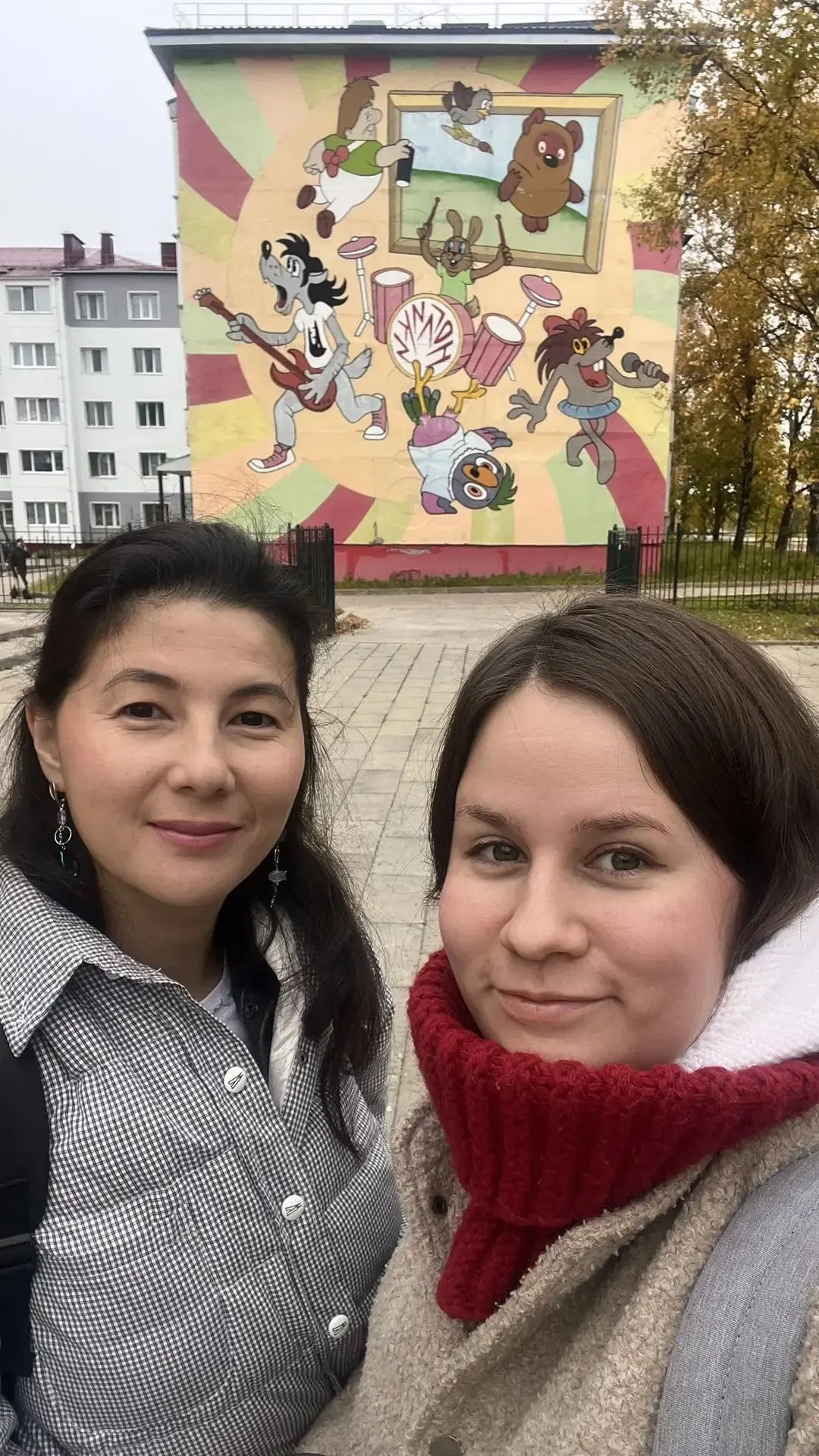 Сегодня работаем в Ногликах. У нас живая грантовая лаборатория, и несколько часов мы бу...