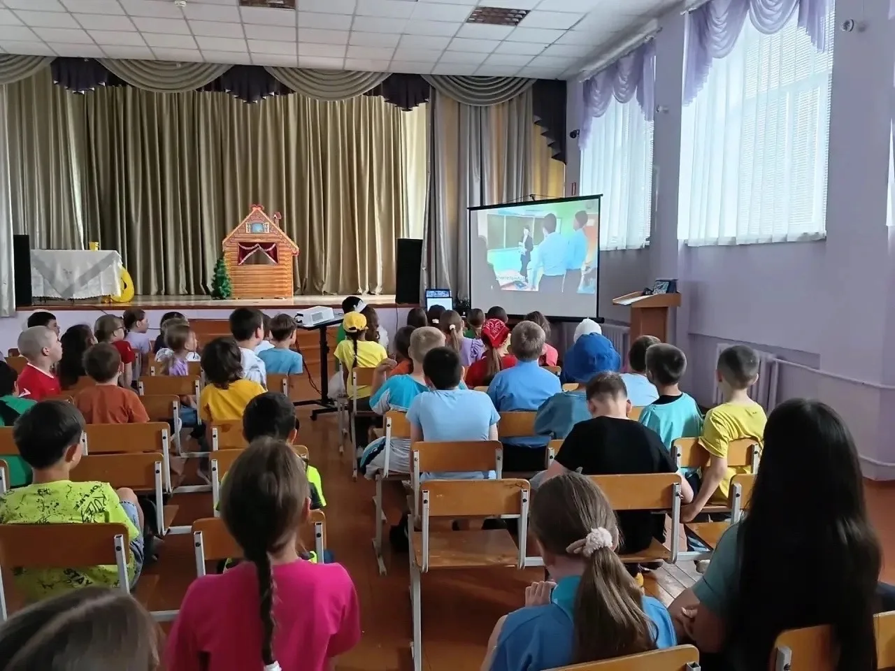 🎨 День Красок в нашем лагере: радуга, дружба и море эмоций! 🌈