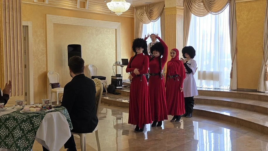 Одна любовь — тысячи традиций: в Туле многонациональные семьи поделились своими историями ❤️  Во Дво