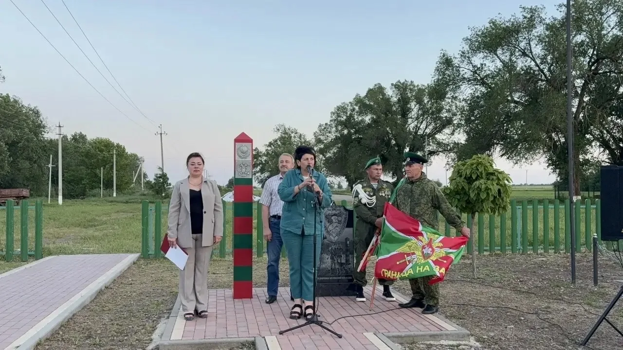 🇷🇺 27 мая в Новопавловском сельском поселении поздравили военнослужащих и ветеранов пограничной служ