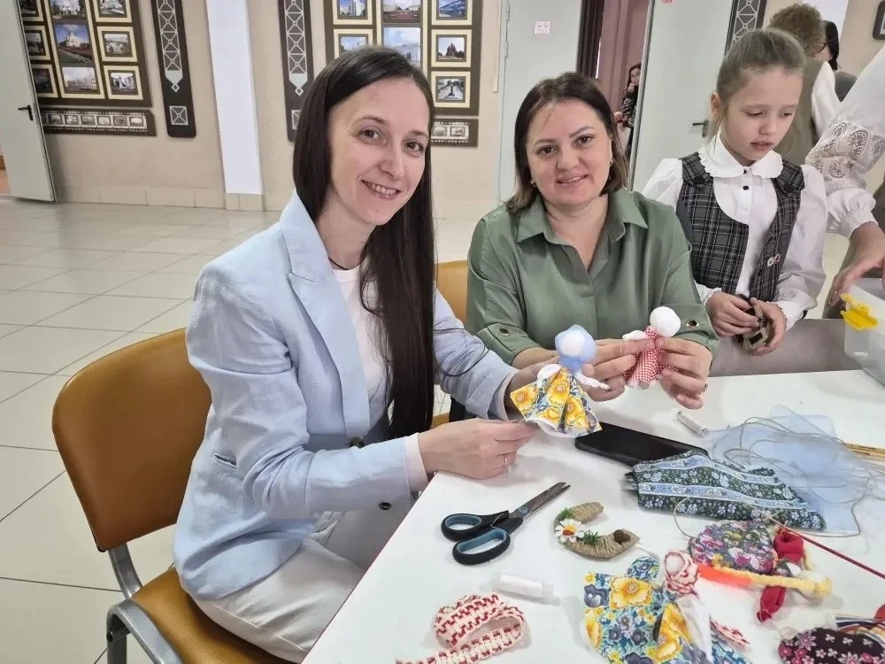 👨‍👩‍👧‍👦 Семья — это сердце школы! Празднуем Международный день семьи в Школе №78 ✨  15 мая во всем м