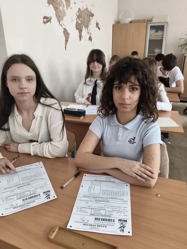 📚✨ 24 апреля в нашей гимназии прошёл «Диктант Победы»! 🖊️🎉  Мы гордимся тем, что наши ученики активн