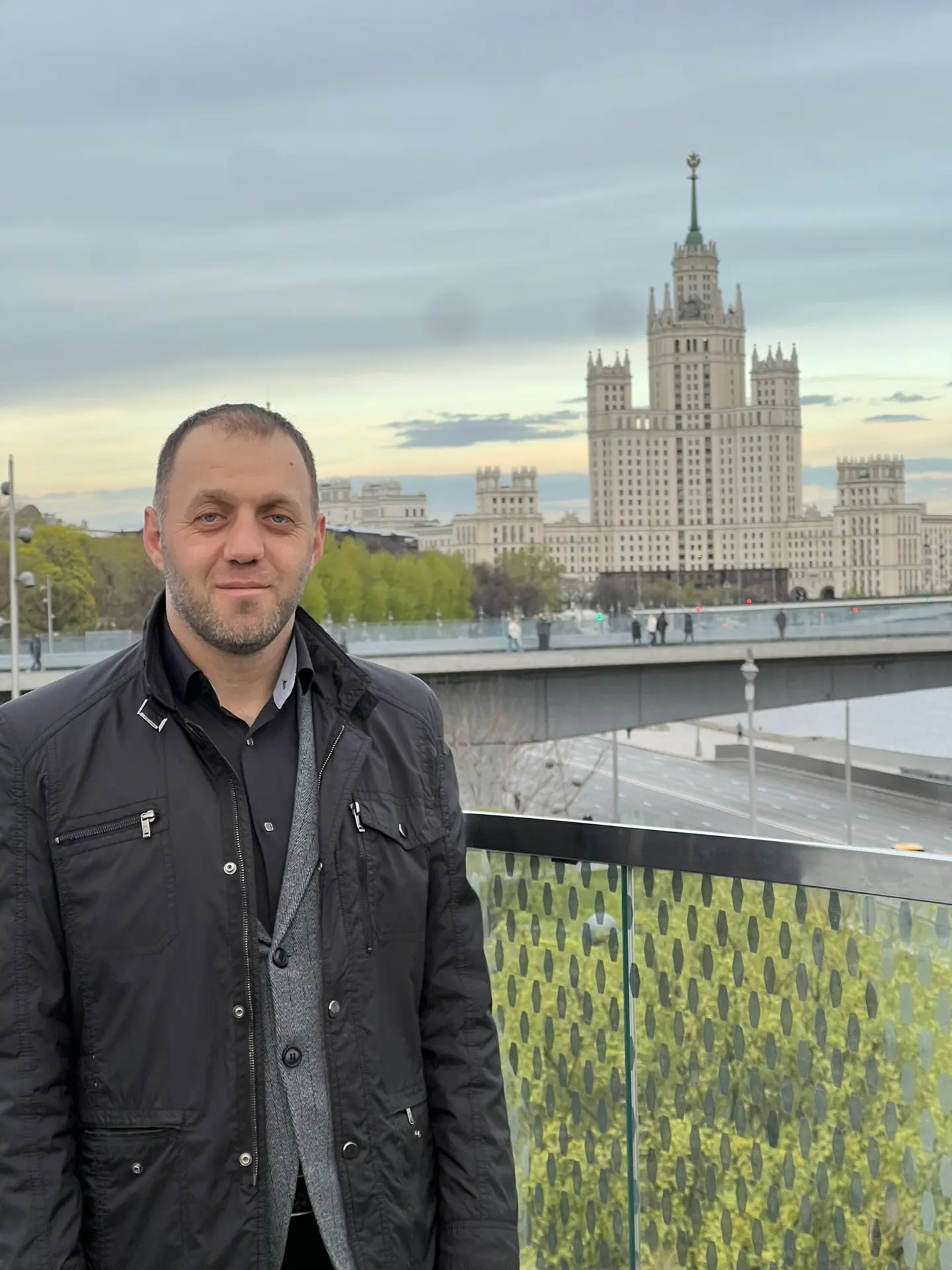 Уважаемые жители сельского поселения Шапихский!
Позвольте поздравить вас с Днём России! Примите самы