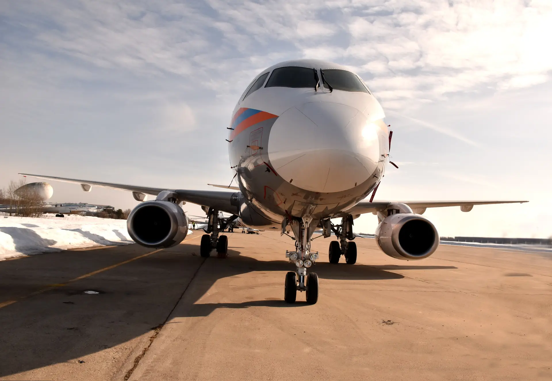 Специалисты ОАК восстановили самолет SSJ-100 из авиапарка МЧС России  🛫   После восстановления летно
