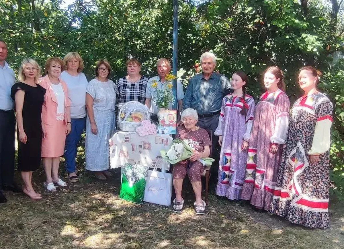 Вековой юбилей отметила ветеран ветеринарной службы Белгородской области Петрашова Анна...