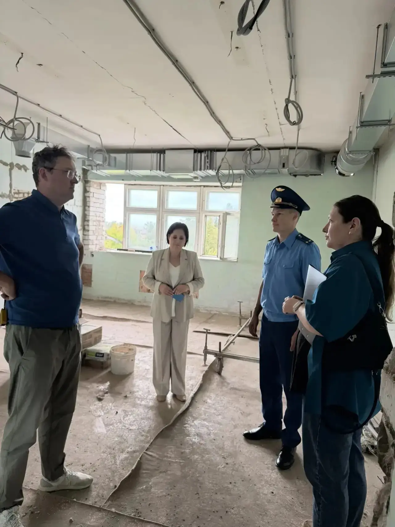 🏥 Прокурор Моргаушского района Эдуард Сокрашкин совместно с главным врачом БУ «Моргауш...