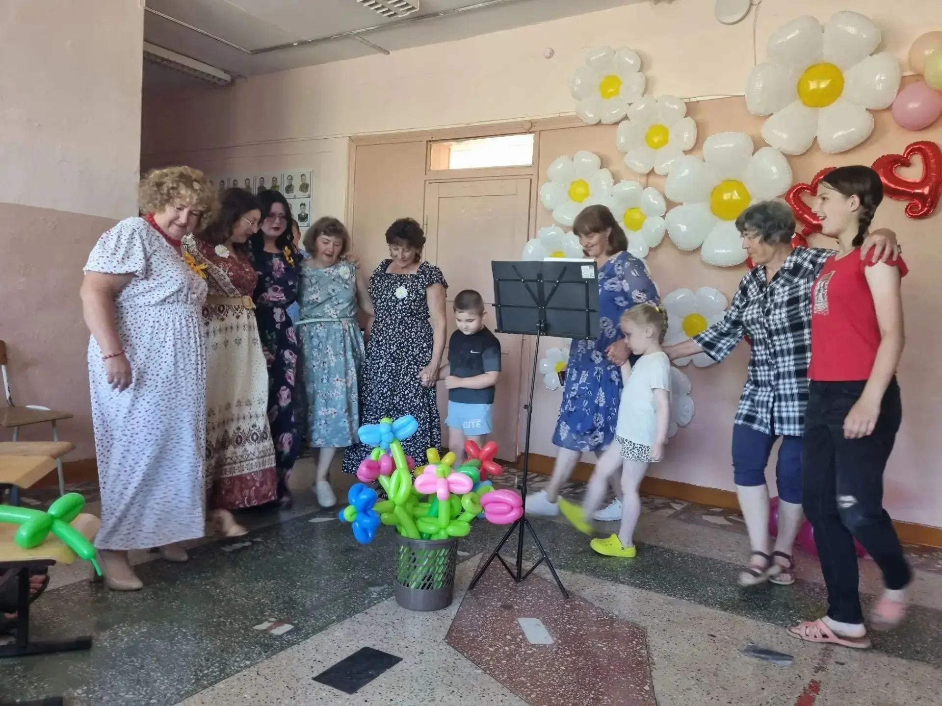 На кануне праздника Дня семьи, любви и верности в селе Малиновка прошло праздничное гуляние «Моя сем