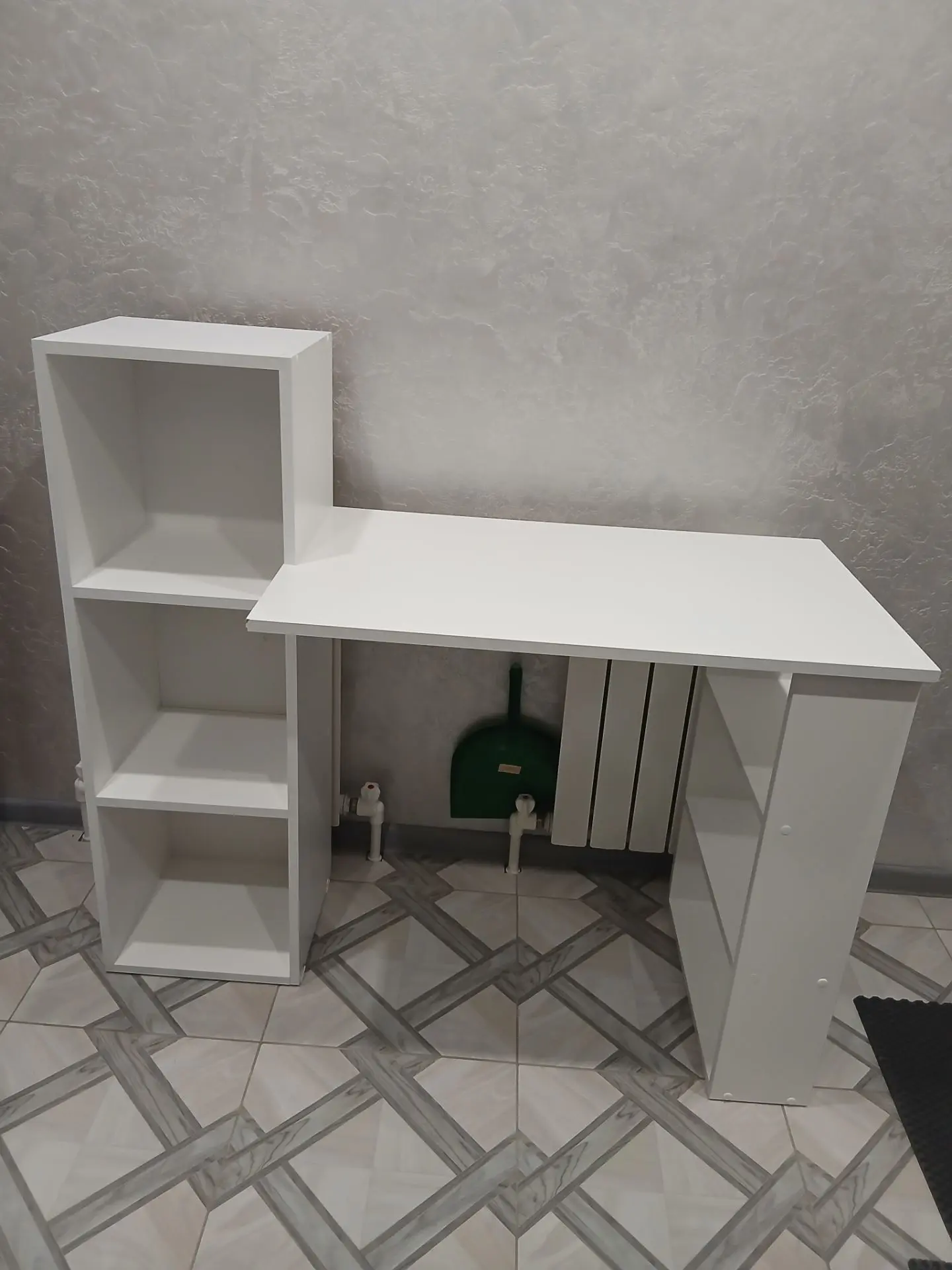 Продам стол, тел 89225404950