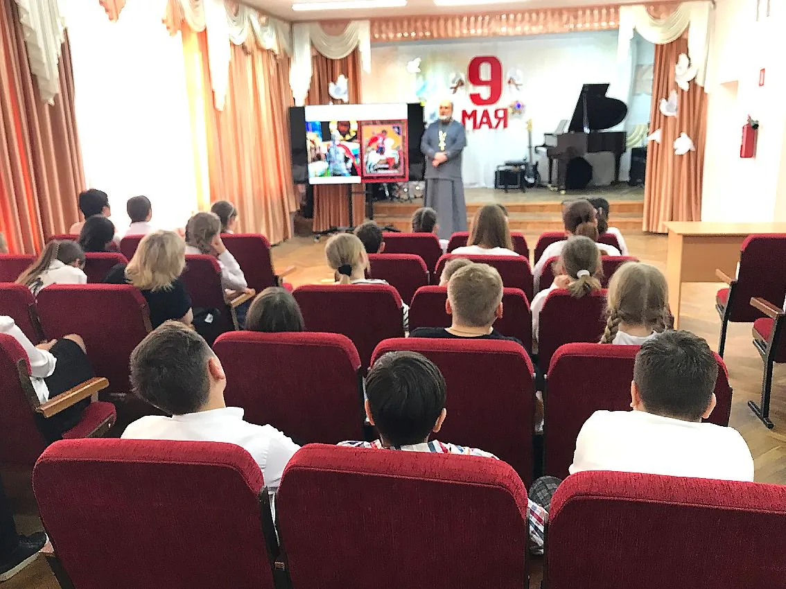 «ВЕРА И ЗАЩИТА ОТЕЧЕСТВА»: РАЗГОВОР О ВАЖНОМ В СЕВЕРСКОМ РАЙОНЕ   В Северской ДШИ им. И.Н. Салтовца 