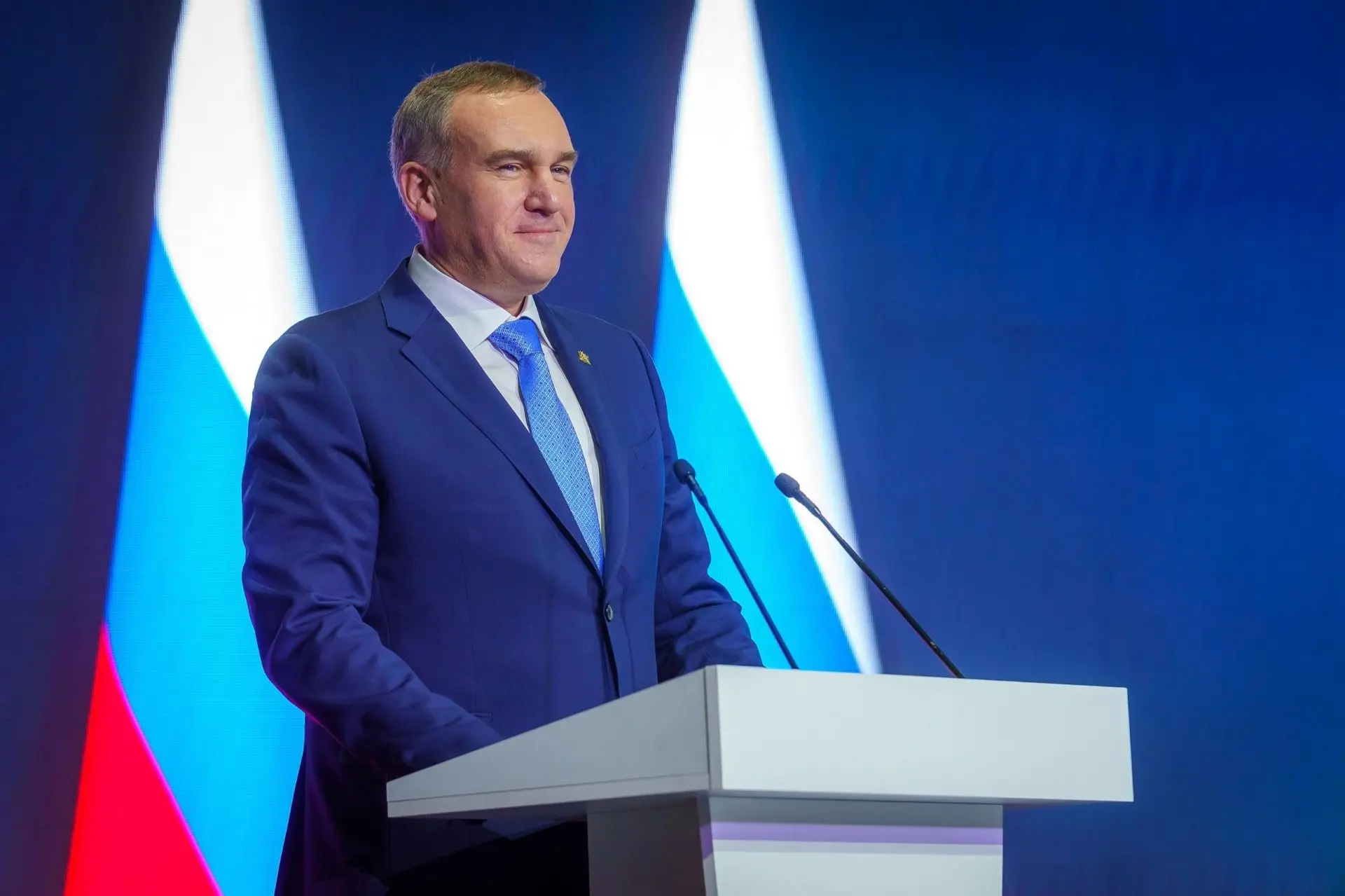 От всего Департамента строительства и архитектуры Югры поздравляем губернатора Югры, Ру...