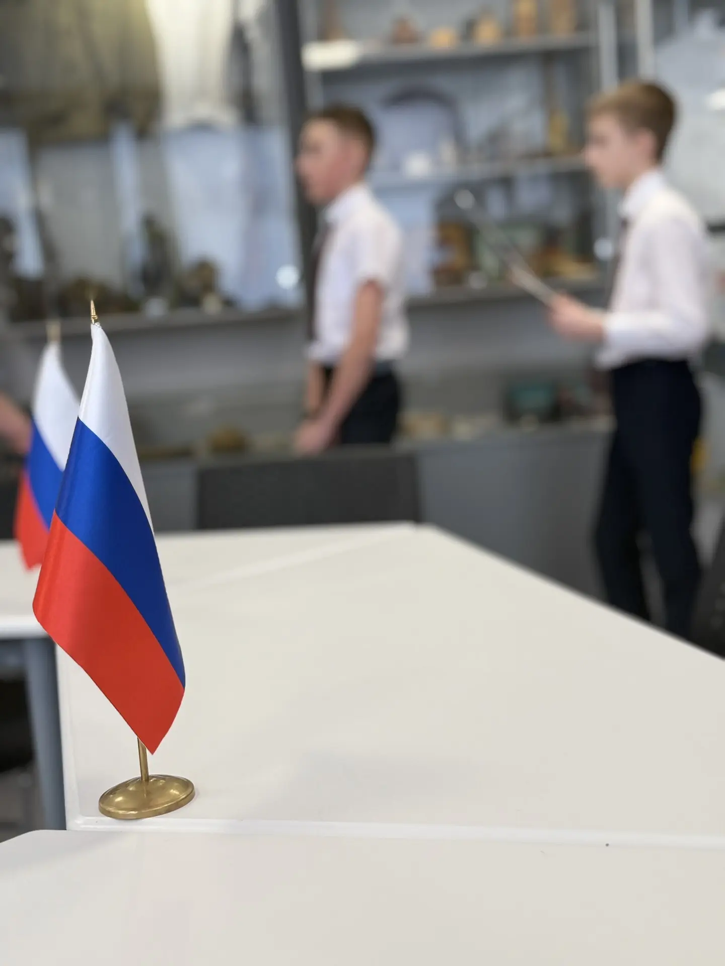 🎤🏛 Юные экскурсоводы — в числе лучших!  В феврале стартовал городской конкурс «Юный экскурсовод школ
