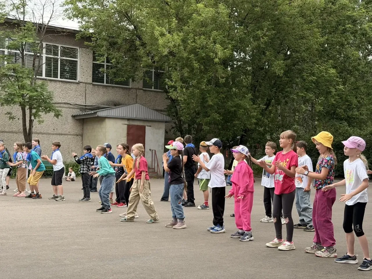 ☀️Сегодня был предпоследний день нашего лагерного приключения!

🎲Утро началось по доброй традиции —