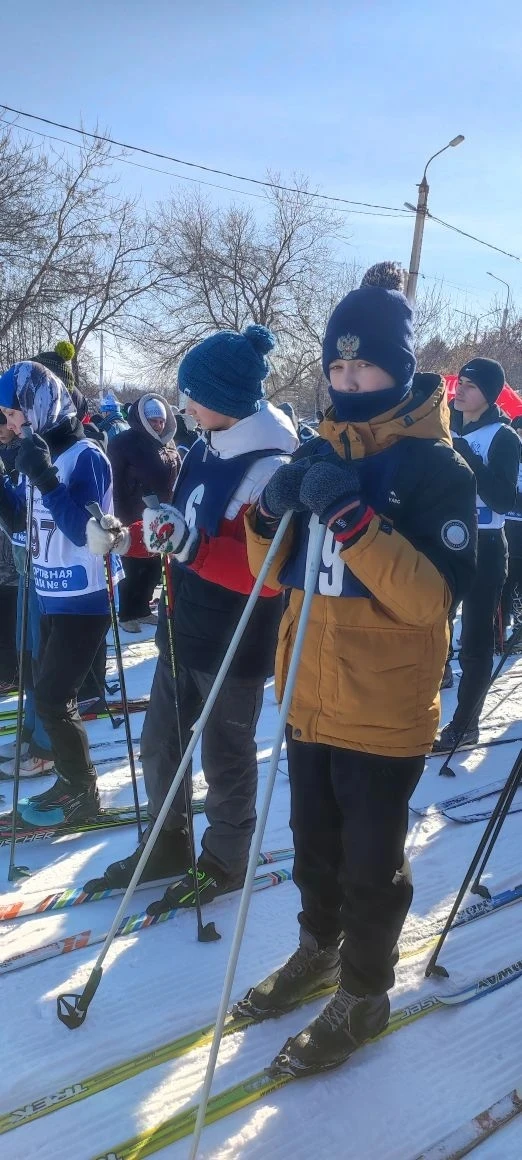 ⛷️18-го (среди 4-х классов) и 19-го (5-9 класс) февраля прошли городские соревнования по лыжным⛷️ го