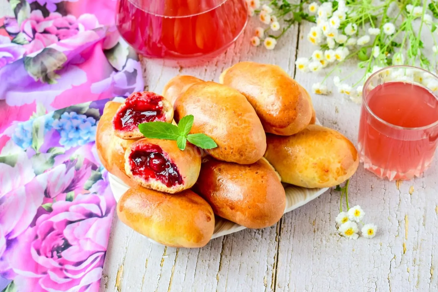 🥧19 июля — день, который сладкоежки и любители домашней выпечки ждут с особым трепетом. Именно в эт
