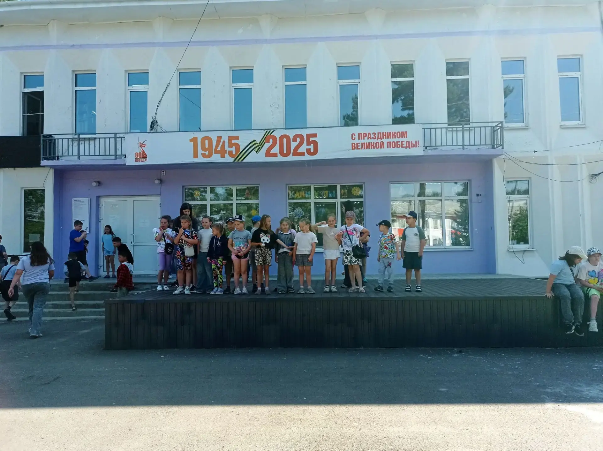 Волшебное путешествие в мир профессий! ✨🏰

Ребята из ЛДП «Солнышко» стали почётными гостями в госте