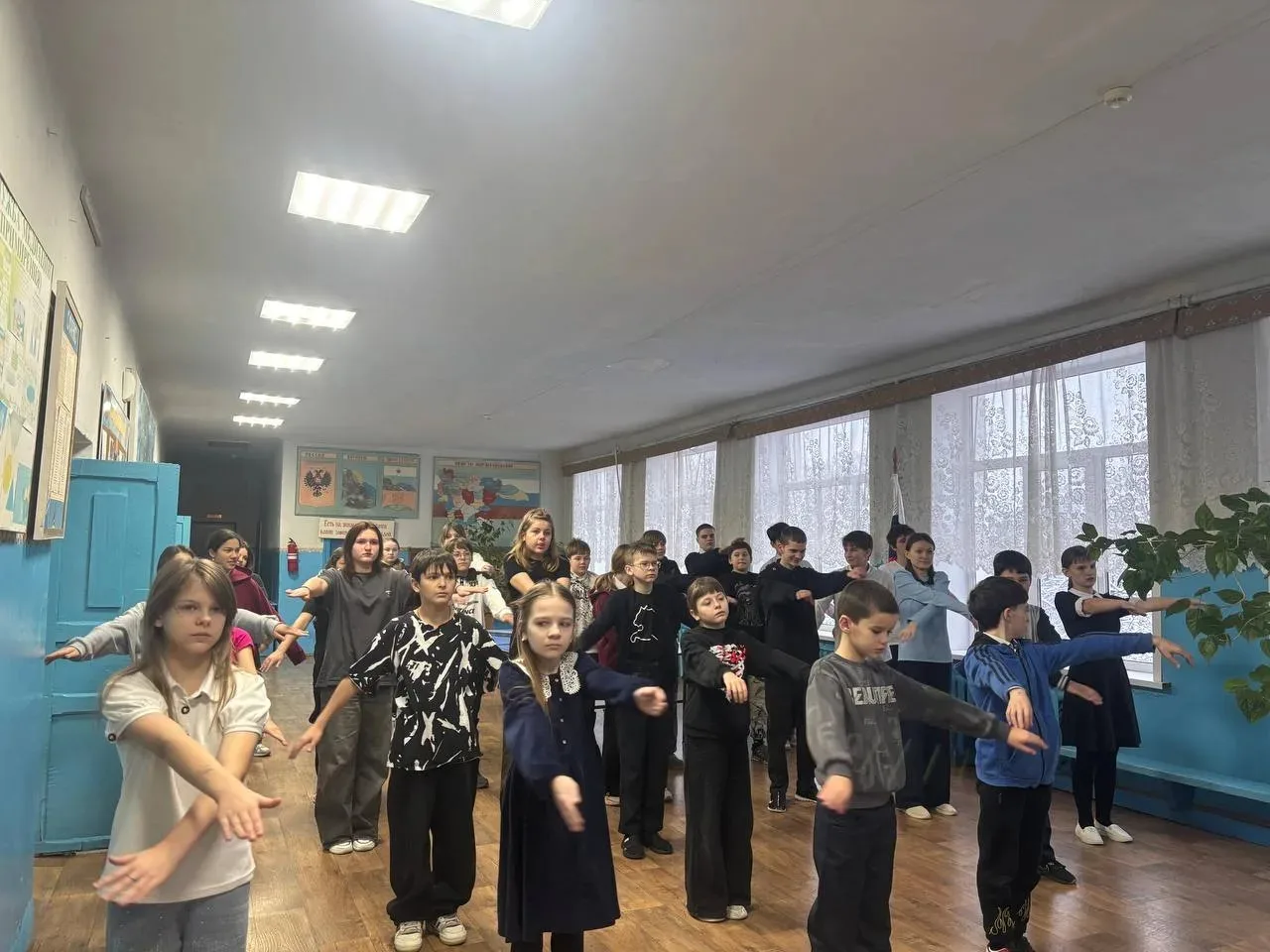 Наша утренняя физкультминутка - залог здоровья и заряд энергии.🏃🤸