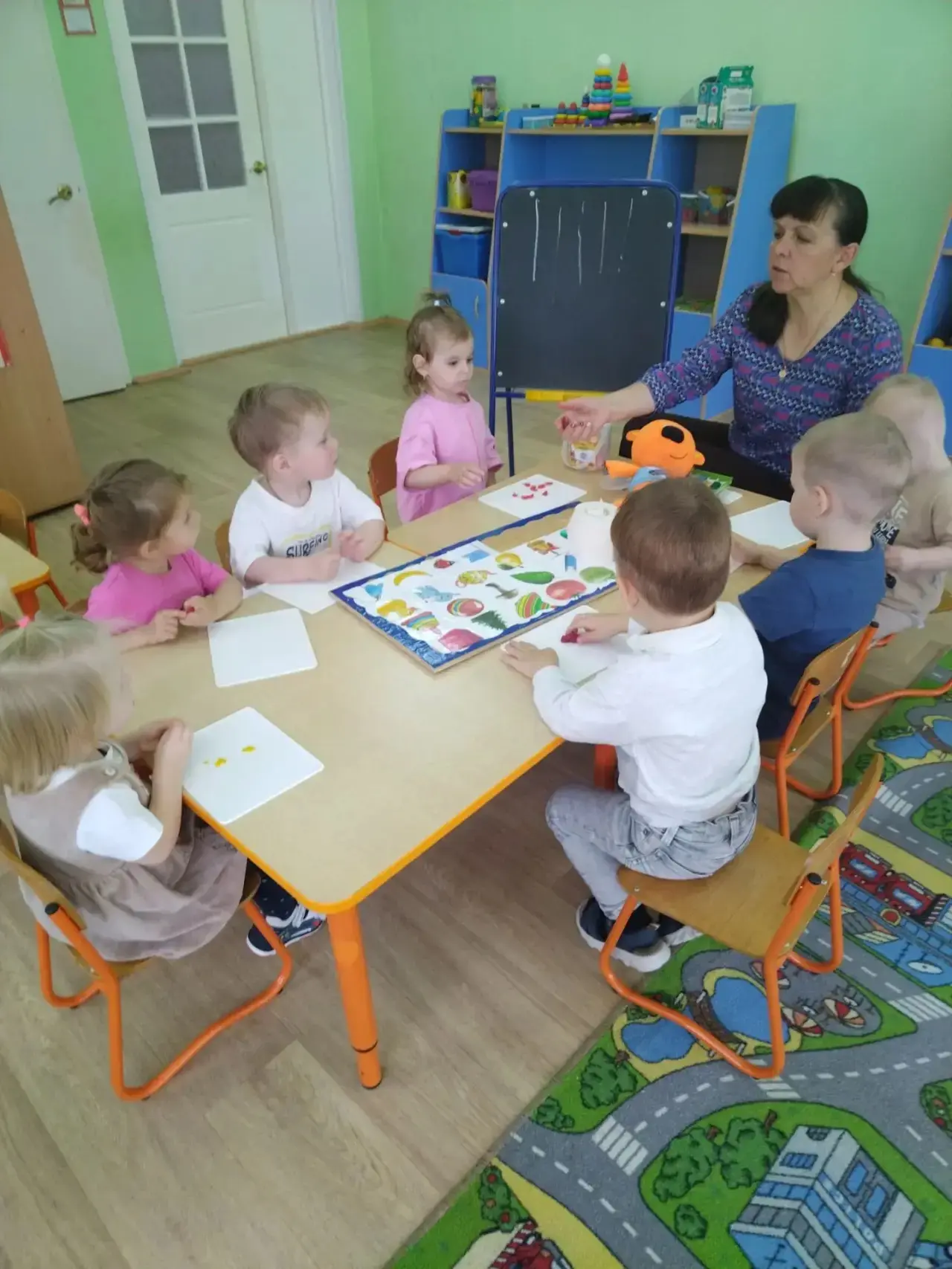 Как важно и как страшно сделать один шаг в новое! А для малышей это еще и первая ступен...