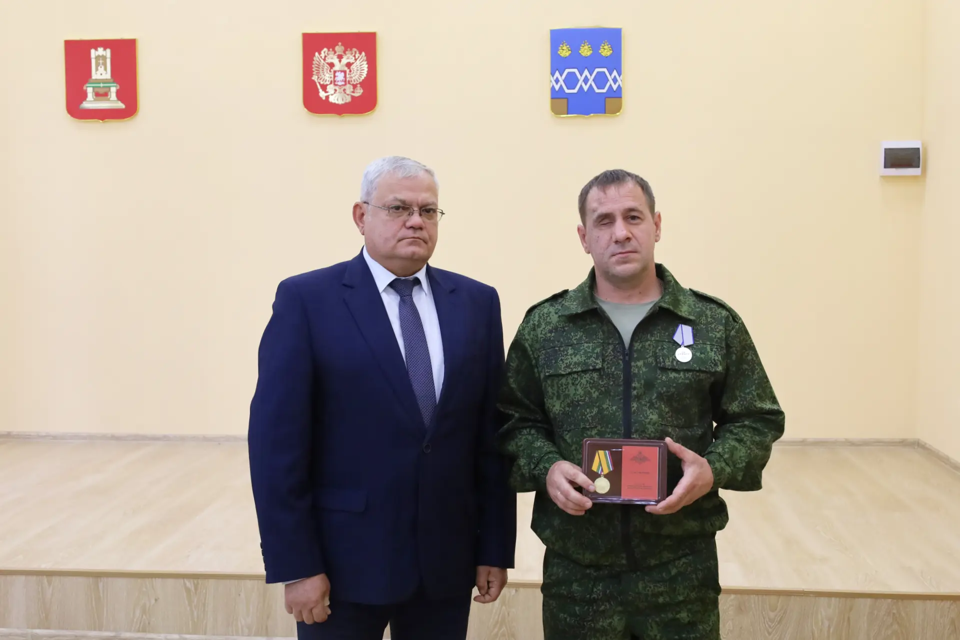 21 августа, в преддверии Дня Государственного флага Российской Федерации, Глава Максати...
