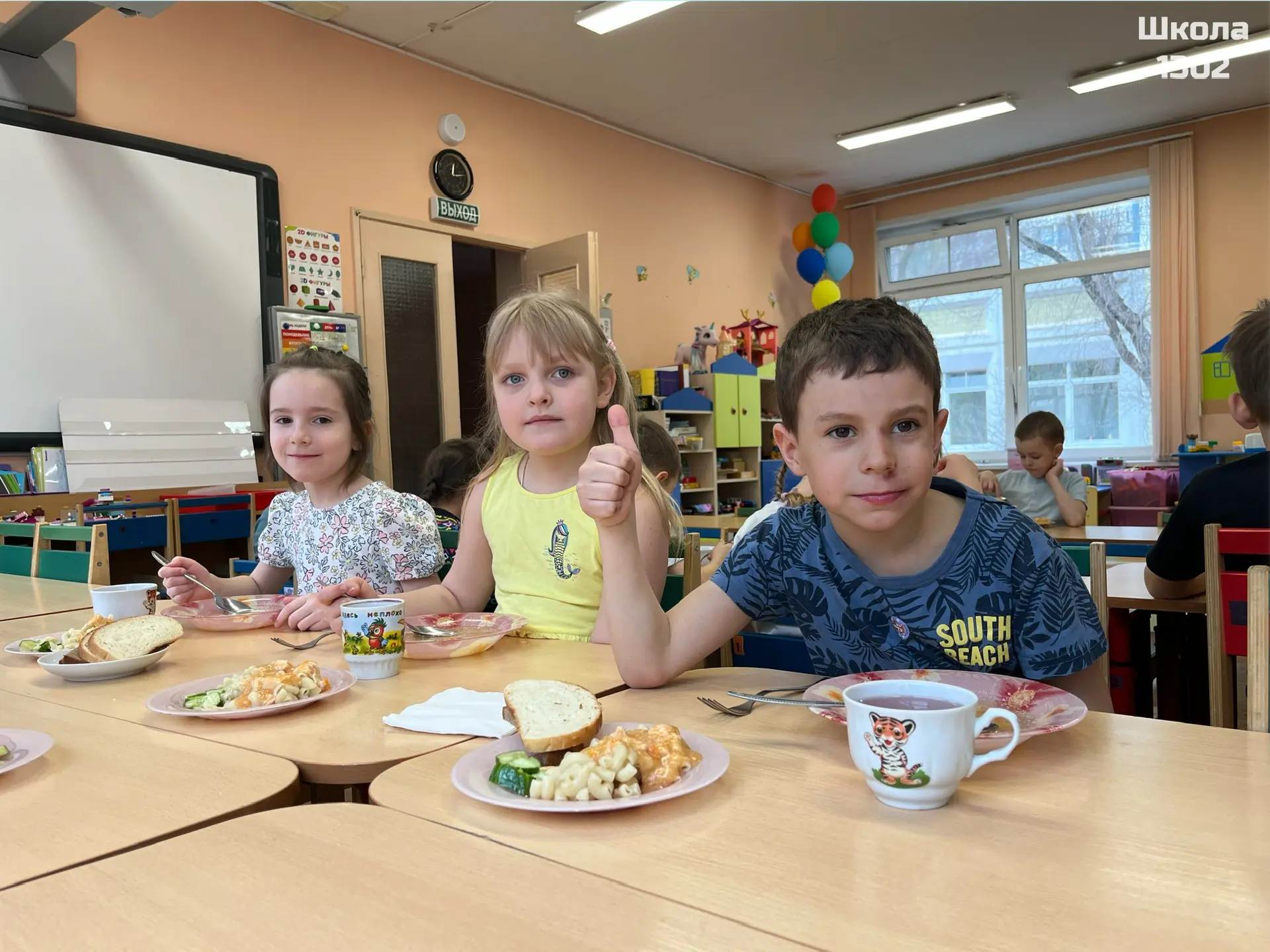🍽 Обед в дошкольных группах — важная часть дня  В дошкольных группах обед — это не просто приём пищи