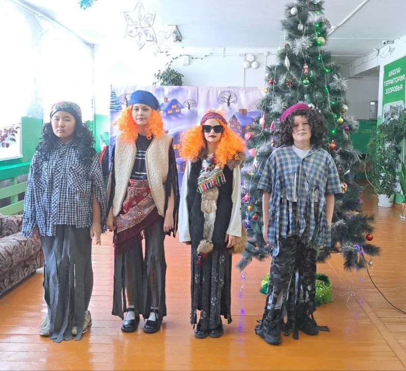 🎅🎅🎅Новый год уже на пороге! Сегодня в нашей школе прошла новогодняя развлекательная ...