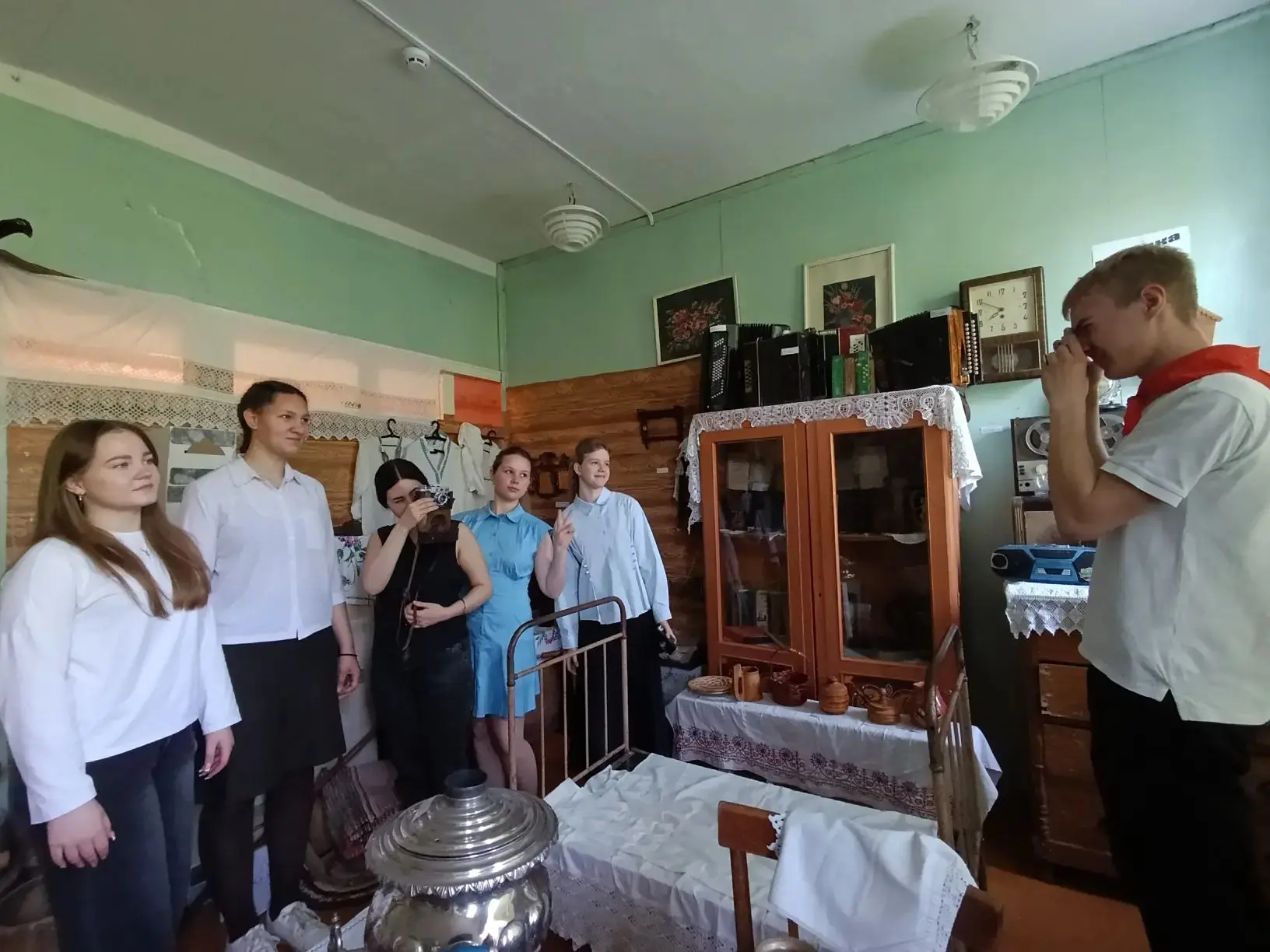 🎨 Международный день музея в нашей школе! 🎨🌍  18 мая мы отметили Международный день музея, и в нашей