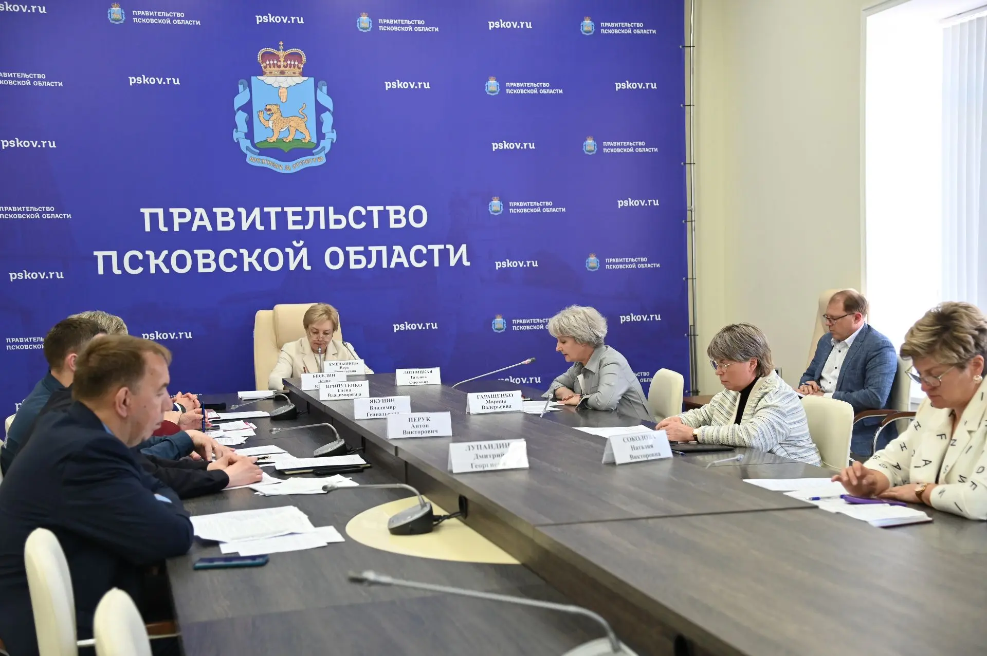 🖊 Готовность образовательных учреждений Псковской области к государственной итоговой а...