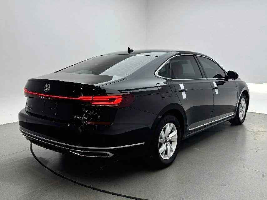 Фольксваген Пассат, модель 2022 года, 1.4TSI 280TSI, бизнес-комплектация, автомат.