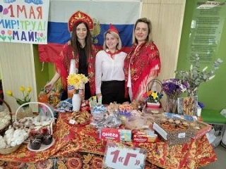 Сегодня в нашем лицее прошла благотворительная ярмарка — и это было по-настоящему тёплое и душевное 