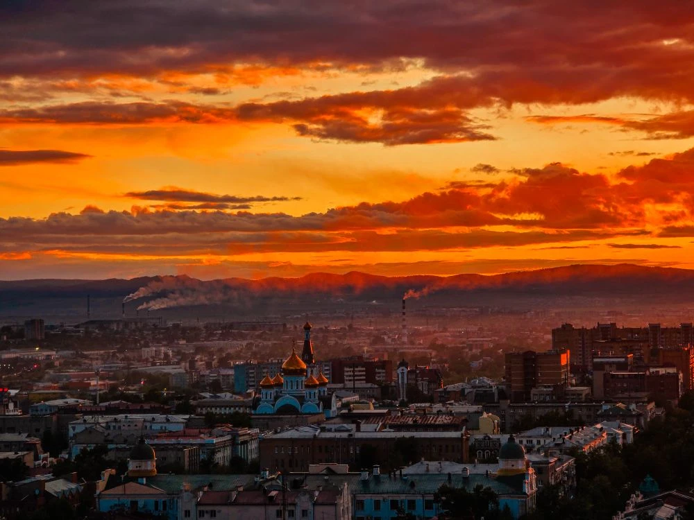 И снова обзор закатов недели. Они летом всегда и яркие.