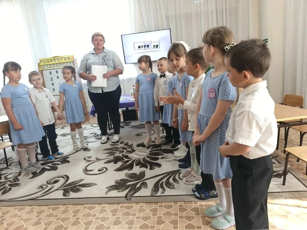 В детском саду "Колосок" в подготовительной к школе группе прошло итоговое занятие, кот...