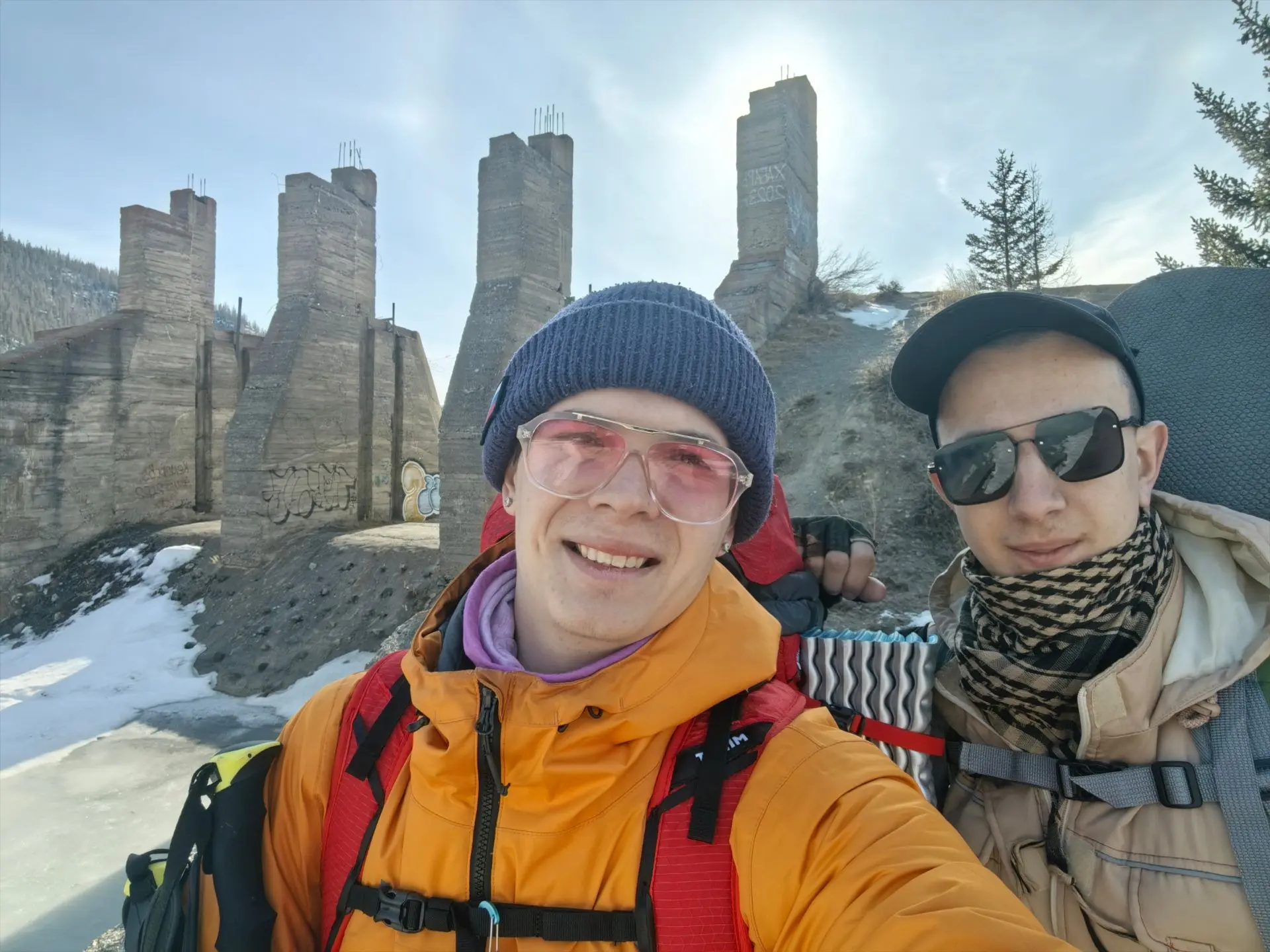 🔆В первые апрельские дни, когда весна только начинает заявлять о своих правах, а в горах ещё лежит с