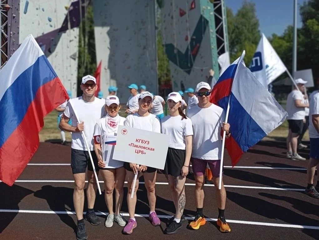 🏟️ 6 июня на стадионе «Лабиринт» в Барнауле прошёл Фестиваль спорта работников здравоохранения.

👥