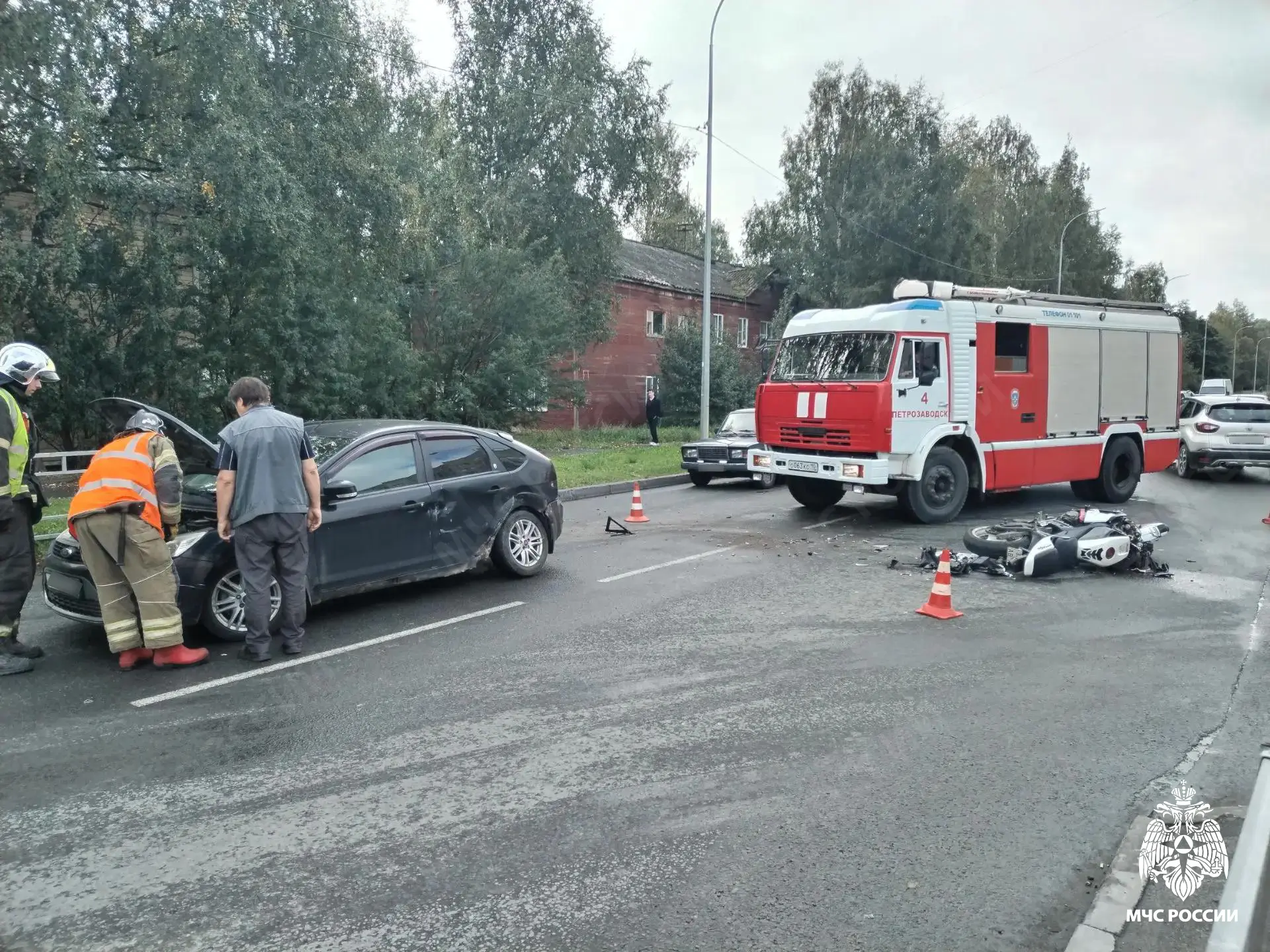 ☎️ За прошедшие сутки подразделения территориального пожарно-спасательного гарнизона Ре...